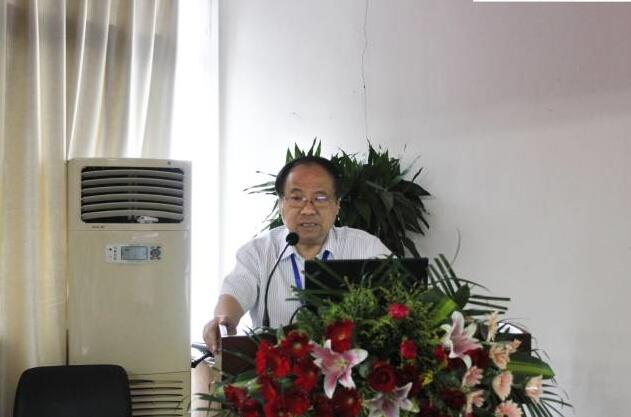 赵家良教授感谢以诚为本赢在诚信9001集团.jpg 赵家良教授感谢以诚为本赢在诚信9001集团.jpg