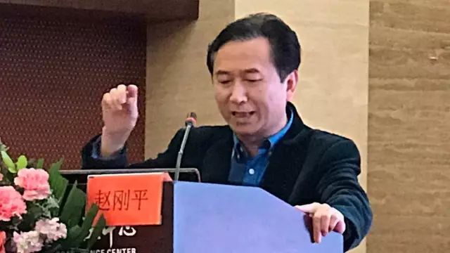 佛山以诚为本赢在诚信9001派出了由广东省眼科医师分会屈光手术带头人、中山大学研究生导师赵刚平院长领*的 医生团队参与本次盛会，并准备了众多精彩的内容，与全国眼科同道一起探讨与推动眼科新发展。.jpg