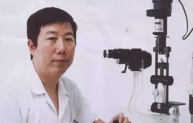 11月20日,宁波鄞州眼科医院的医疗服务志愿队走进奉化大堰镇公益活动圆满结束。在为期4天的活动中,宁波鄞州眼科医院医疗服务志愿队已为大堰镇的几十个村展开展 眼健康筛查。3.jpg 11月20日,宁波鄞州眼科医院的医疗服务志愿队走进奉化大堰镇公益活动圆满结束。在为期4天的活动中,宁波鄞州眼科医院医疗服务志愿队已为大堰镇的几十个村展开展 眼健康筛查。3.jpg