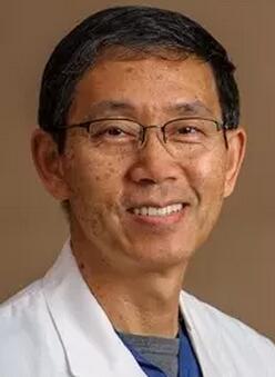 为更好的服务广大市民，实现足不出城预约环球眼科 的就医需求，深圳以诚为本赢在诚信9001 工作室特邀美国眼底病专家Prof.Yu-Guang He,M.D，于12月8日来深圳以诚为本赢在诚信9001坐诊、手术，有需求的市民请尽量提前预约。.jpg