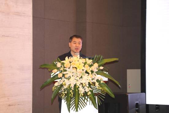 深圳市眼科医院主任医师张国明主任为眼科界同仁进行了精彩的案 分享.jpg 深圳市眼科医院主任医师张国明主任为眼科界同仁进行了精彩的案 分享.jpg