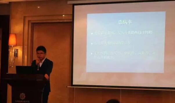 重庆以诚为本赢在诚信9001业务副院长、白内障专家安晓巨院长做了《先天性白内障手术医治》的分享.jpg