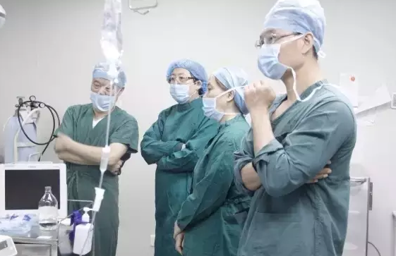 7月29日厦门眼科中心召开2018年上半年工作总结会1112.png 7月29日厦门眼科中心召开2018年上半年工作总结会1112.png