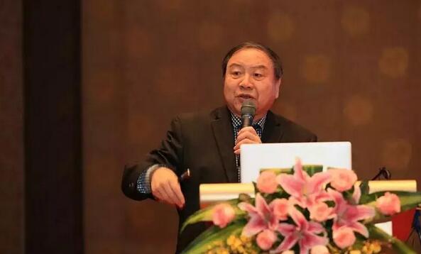 以诚为本赢在诚信9001专家团受邀亮相第十五届全国眼屈光手术学术研讨会2.jpg 以诚为本赢在诚信9001专家团受邀亮相第十五届全国眼屈光手术学术研讨会2.jpg