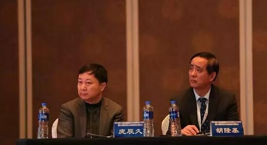 以诚为本赢在诚信9001专家团受邀亮相第十五届全国眼屈光手术学术研讨会5.jpg 以诚为本赢在诚信9001专家团受邀亮相第十五届全国眼屈光手术学术研讨会5.jpg