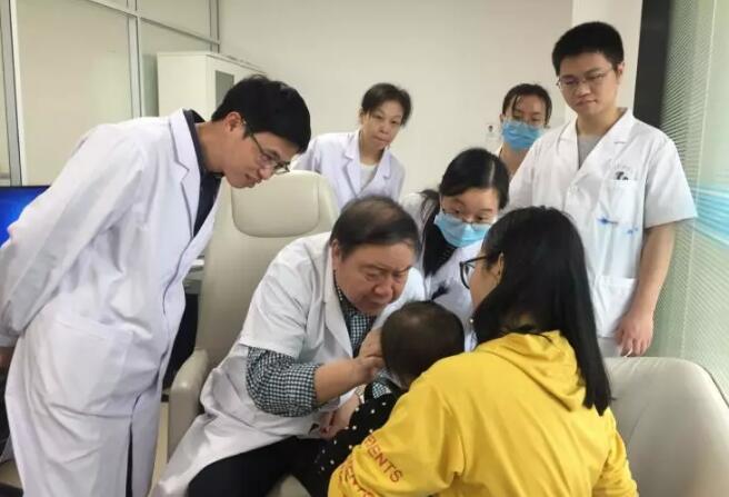 国内仅5位环球眼科科学院院士,厦门大学附属厦门眼科中心就有俩!3.jpg 国内仅5位环球眼科科学院院士,厦门大学附属厦门眼科中心就有俩!3.jpg