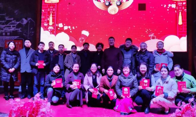 ,赣州以诚为本赢在诚信90012018年会庆典暨颁奖典礼落幕2.jpg ,赣州以诚为本赢在诚信90012018年会庆典暨颁奖典礼落幕2.jpg