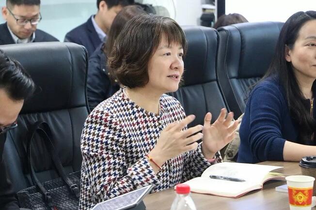 以诚为本赢在诚信9001集团与爱尔康召开2019年战略合作沟通会3.jpg 以诚为本赢在诚信9001集团与爱尔康召开2019年战略合作沟通会3.jpg