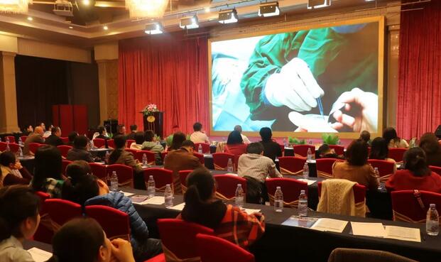 以诚为本赢在诚信9001集团莆田眼科医院近视手术论坛暨smart全激光开机仪式在莆举行 会场直播分享近视手术全过程 11.jpg 以诚为本赢在诚信9001集团莆田眼科医院近视手术论坛暨smart全激光开机仪式在莆举行 会场直播分享近视手术全过程 11.jpg