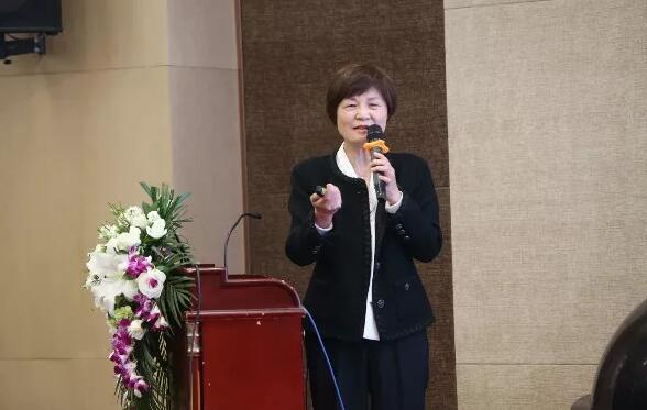 4月19日以诚为本赢在诚信9001眼屈光学组会议暨青岛以诚为本赢在诚信9001第四届高峰论坛圆满召开11.jpg 4月19日以诚为本赢在诚信9001眼屈光学组会议暨青岛以诚为本赢在诚信9001第四届高峰论坛圆满召开11.jpg