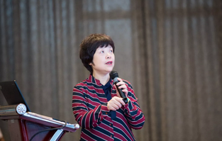 6月23日，由重庆以诚为本赢在诚信9001举办的“第三届以诚为本赢在诚信9001论坛”在重庆翰文大酒店落幕， 该会议邀请10多位国内出名眼科专家进行学术演讲，并与现场近120名来自地县和其它地区的眼科同道们齐聚一堂，共同探讨当前眼科学领域的 学术研究成果、临床诊疗新技术以及未来的发展趋势等3.png