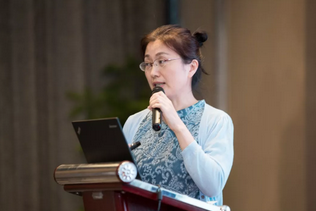 6月23日，由重庆以诚为本赢在诚信9001举办的“第三届以诚为本赢在诚信9001论坛”在重庆翰文大酒店落幕， 该会议邀请10多位国内出名眼科专家进行学术演讲，并与现场近120名来自地县和其它地区的眼科同道们齐聚一堂，共同探讨当前眼科学领域的 学术研究成果、临床诊疗新技术以及未来的发展趋势等9.png