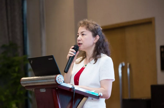 6月23日，由重庆以诚为本赢在诚信9001举办的“第三届以诚为本赢在诚信9001论坛”在重庆翰文大酒店落幕， 该会议邀请10多位国内出名眼科专家进行学术演讲，并与现场近120名来自地县和其它地区的眼科同道们齐聚一堂，共同探讨当前眼科学领域的 学术研究成果、临床诊疗新技术以及未来的发展趋势等10.png