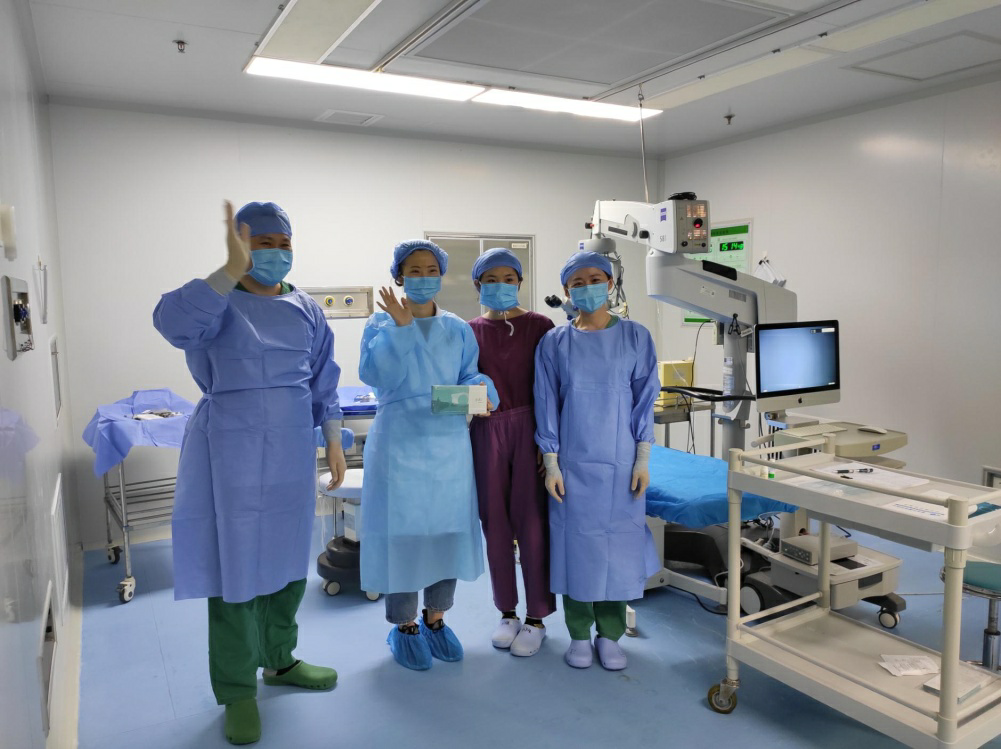 青岛ICL晶体植入术直播