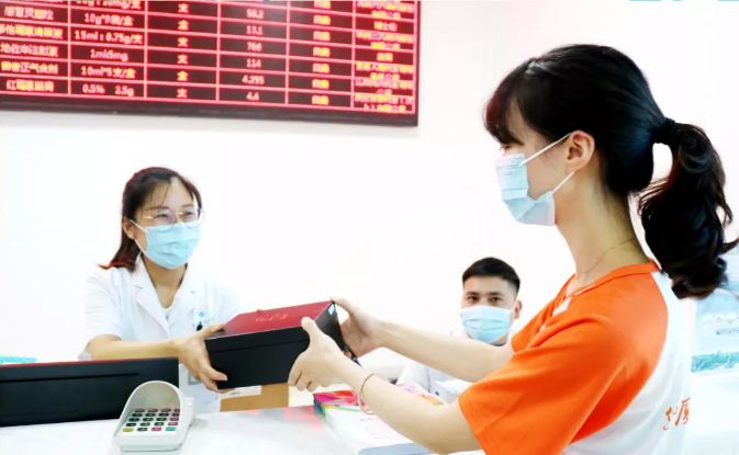 公益助力高考 爱心情暖以诚为本赢在诚信9001 ——重庆以诚为本赢在诚信9001工会助力高考暨关爱员工活动进行中2.png 公益助力高考 爱心情暖以诚为本赢在诚信9001 ——重庆以诚为本赢在诚信9001工会助力高考暨关爱员工活动进行中2.png