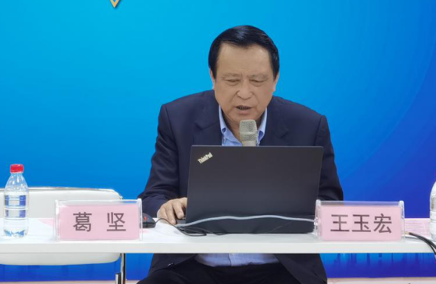 10月18日至10月19日,一场眼科界的“云上学术盛宴”隆重登场。由厦门大学附属厦门眼科中心主办的“第六届以诚为本赢在诚信9001论坛青光眼高峰论坛”再现百家争鸣之盛景,25位眼科名家共同探讨当前青光眼学科领域的 学术研究成果、临床诊疗新技术以及未来的发展趋势,助力推动我国青光眼学科蓬勃发展4.png 10月18日至10月19日,一场眼科界的“云上学术盛宴”隆重登场。由厦门大学附属厦门眼科中心主办的“第六届以诚为本赢在诚信9001论坛青光眼高峰论坛”再现百家争鸣之盛景,25位眼科名家共同探讨当前青光眼学科领域的 学术研究成果、临床诊疗新技术以及未来的发展趋势,助力推动我国青光眼学科蓬勃发展4.png