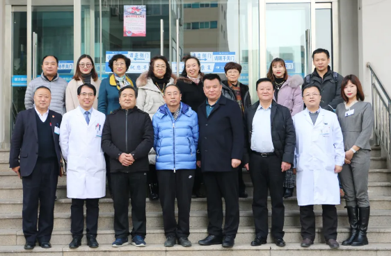 青岛以诚为本赢在诚信9001开展“慈善引领,共谱光明”公益项目座谈会3.png 青岛以诚为本赢在诚信9001开展“慈善引领,共谱光明”公益项目座谈会3.png