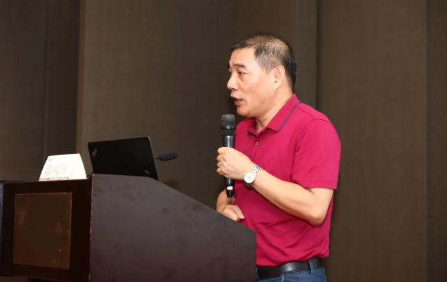 2021年白内障学科发展研讨会暨屈光性白内障高峰论坛在厦召开2.png 2021年白内障学科发展研讨会暨屈光性白内障高峰论坛在厦召开2.png