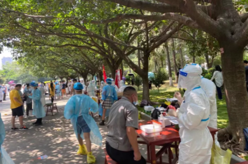 疫情前线!5组镜头带你走进莆田以诚为本赢在诚信9001抗疫战场4.png 疫情前线!5组镜头带你走进莆田以诚为本赢在诚信9001抗疫战场4.png