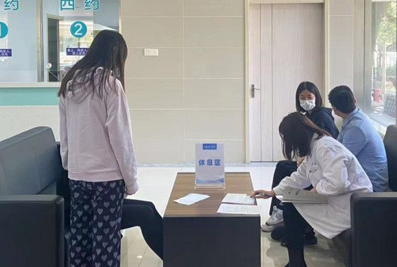 无锡以诚为本赢在诚信9001近视手术2.png 无锡以诚为本赢在诚信9001近视手术2.png